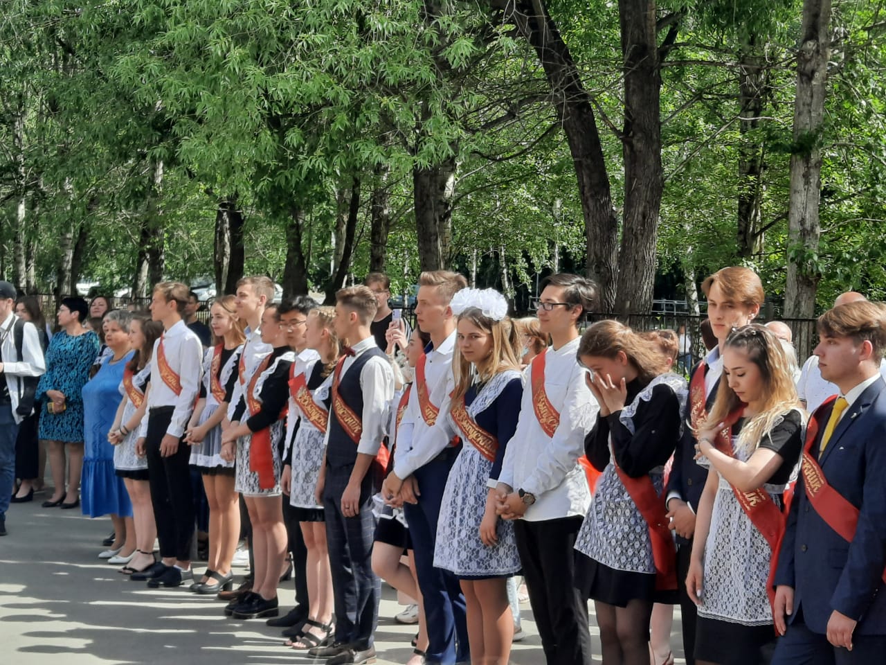 Вот и прозвенел Последний звонок....